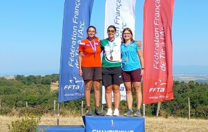 689a3dee67061_podiumMarine2.jpg