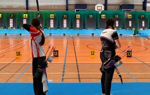 duel final barebows U18 femmes
