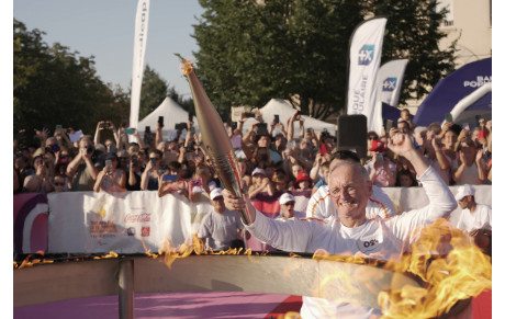 La flamme des Jeux paralympiques