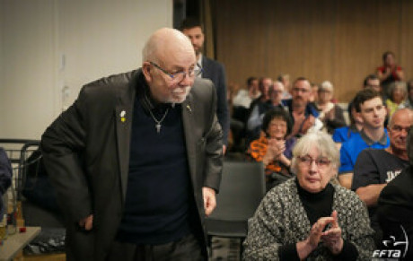 Remise de Médaille Grand Or à Domique Daimay